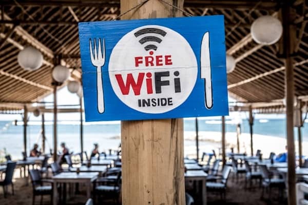 How a Public WiFi Connection Poses a Security Risk